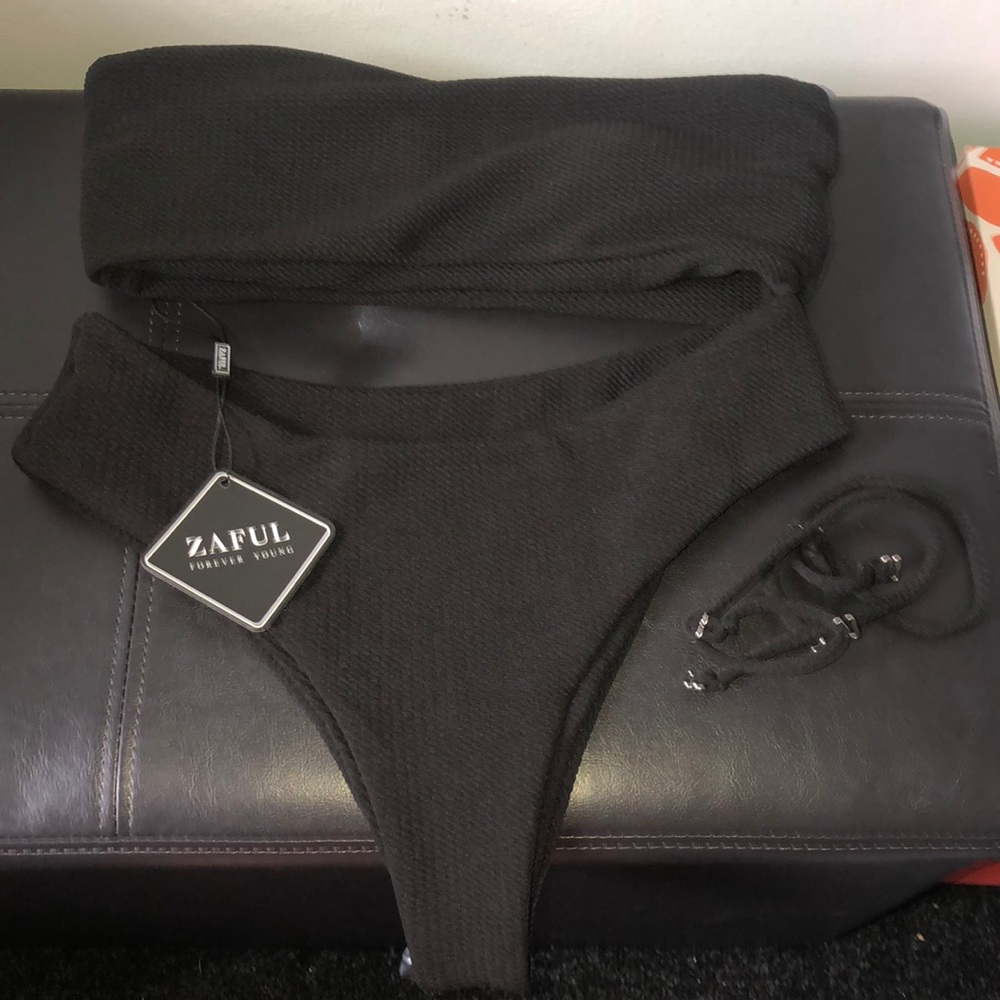 Zaful Textured Bandeau Bikini Set - Picture 1 of 1